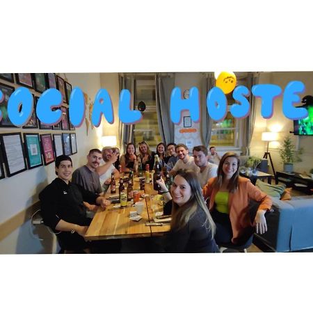 Onefam Old Town Hostel Praha Bagian luar foto