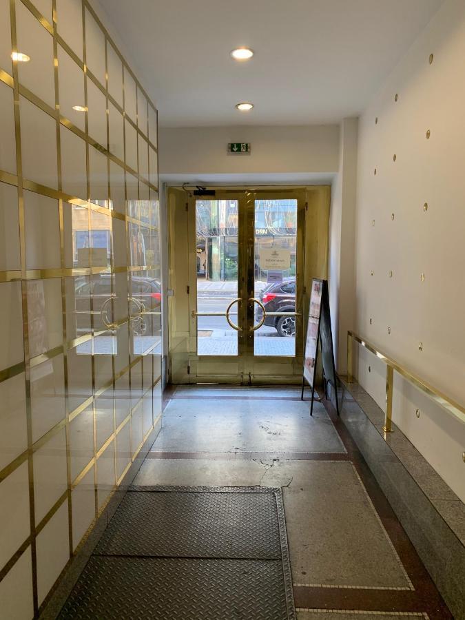 Onefam Old Town Hostel Praha Bagian luar foto